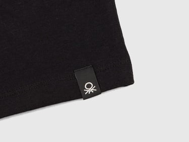  Erkek Çocuk Siyah Etek Ucu Logo Etiketli Peanuts Baskılı Uzun Kollu T-Shirt