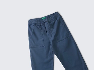  Erkek Çocuk Havacı Mavi Arka Cebi Logolu Beli Büzgü İpli Kıvrık Paça Pantolon