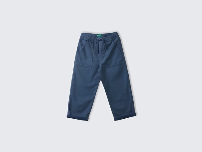  Erkek Çocuk Havacı Mavi Arka Cebi Logolu Beli Büzgü İpli Kıvrık Paça Pantolon