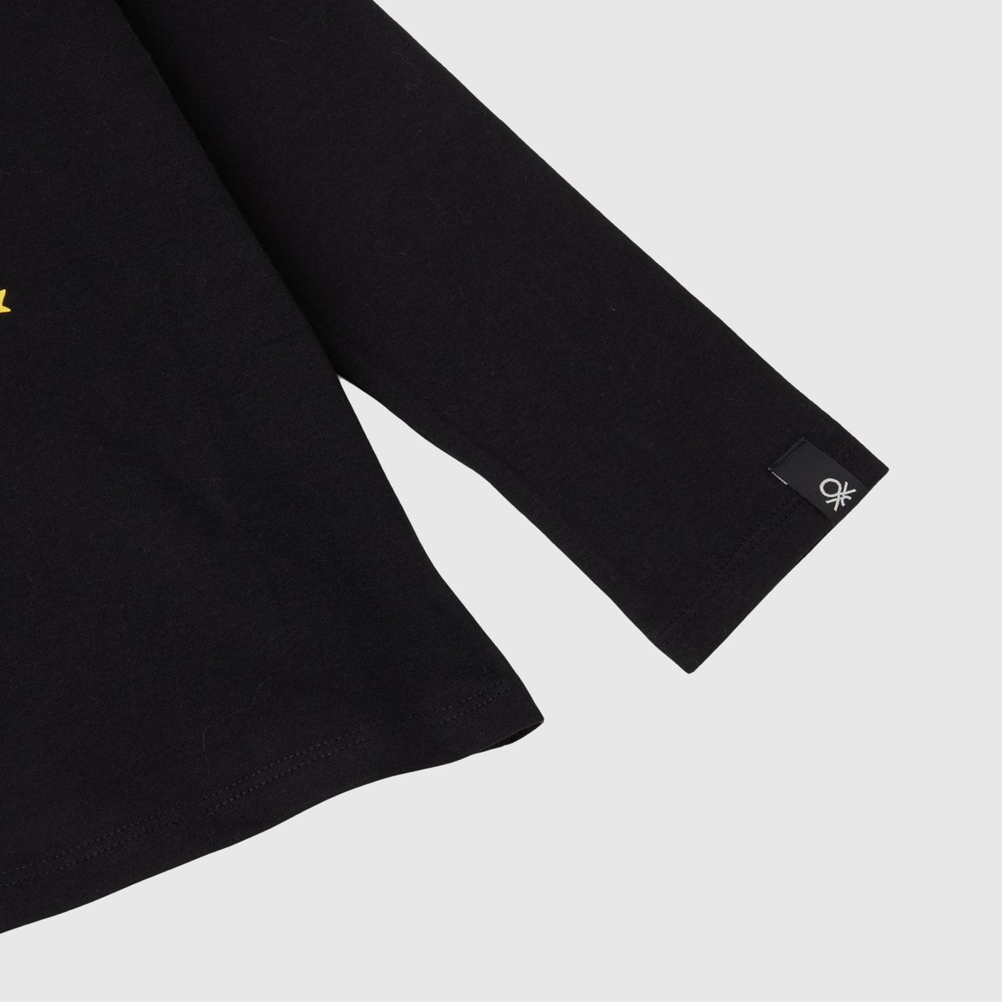 Kız Çocuk Siyah Kol Ucu Logo Etiketli Peanuts Baskılı Uzun Kollu T-Shirt