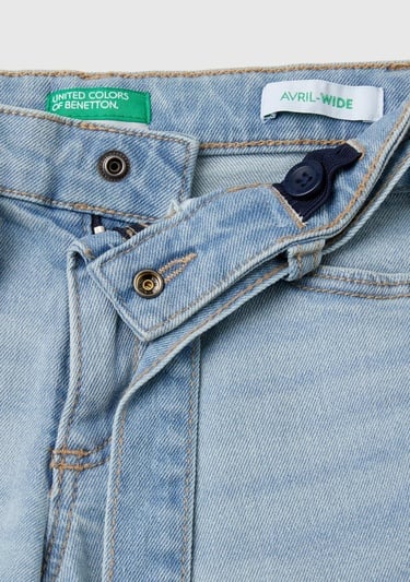  Kız Çocuk Denim Arka Cebi Logo Detaylı Beli Kuşaklı Geniş Paça Pantolon