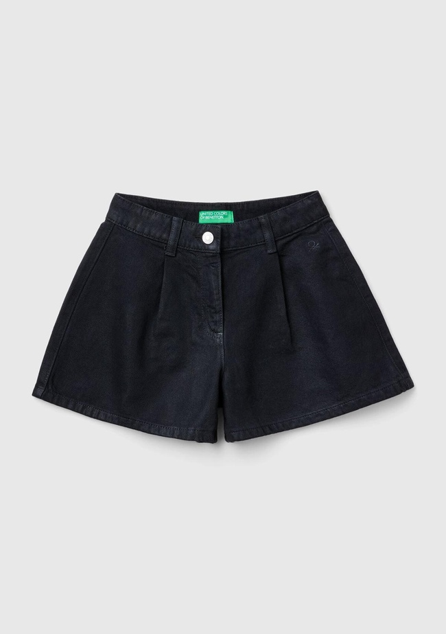  Kız Çocuk Siyah Önü Logo Detaylı 2 Pileli Kullanılmış Efektli Bermuda Şort