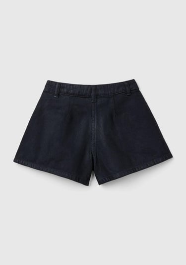  Kız Çocuk Siyah Önü Logo Detaylı 2 Pileli Kullanılmış Efektli Bermuda Şort