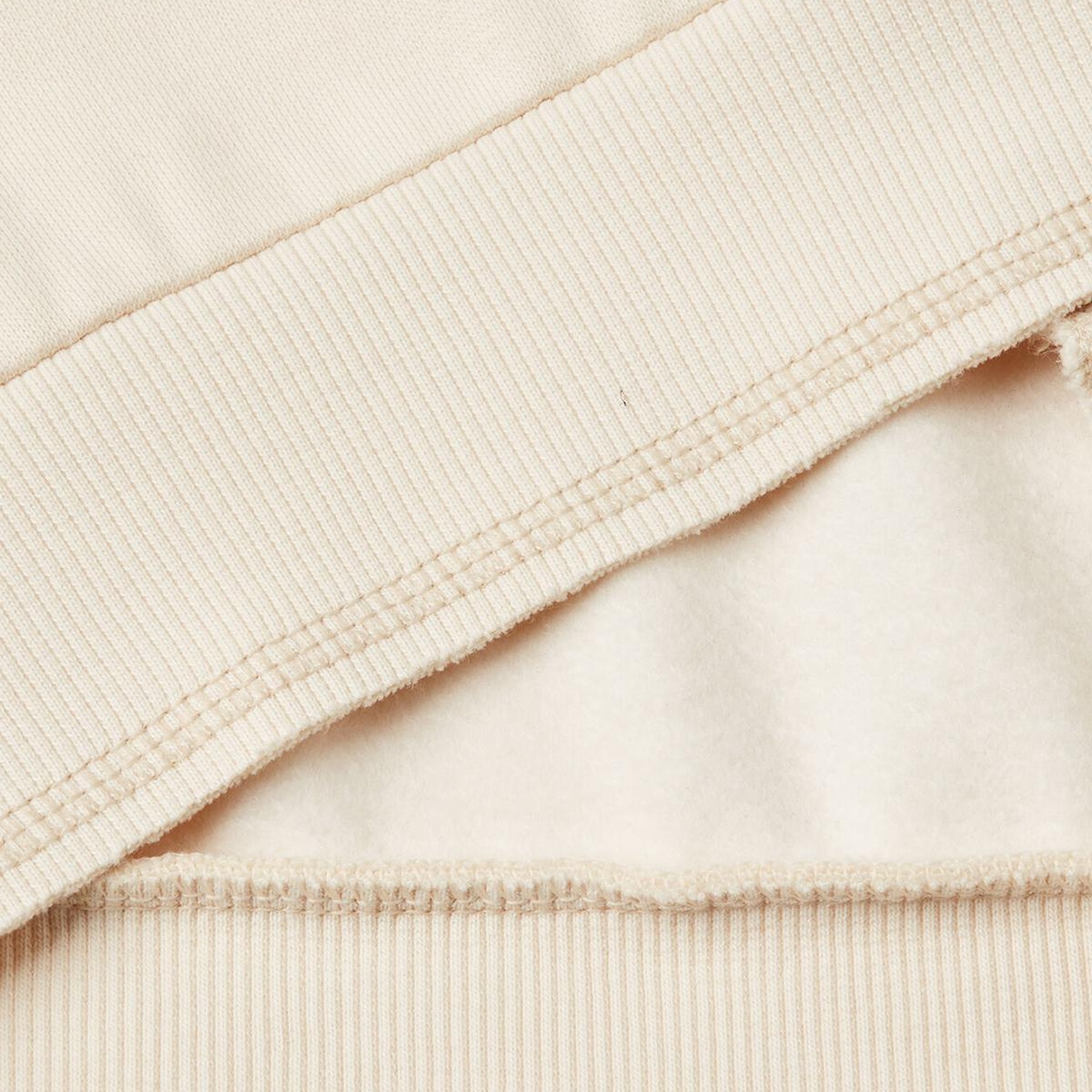 Erkek Çocuk Ekru Önü ve Sol Kolu Baskılı Bisiklet Yaka Sweatshirt