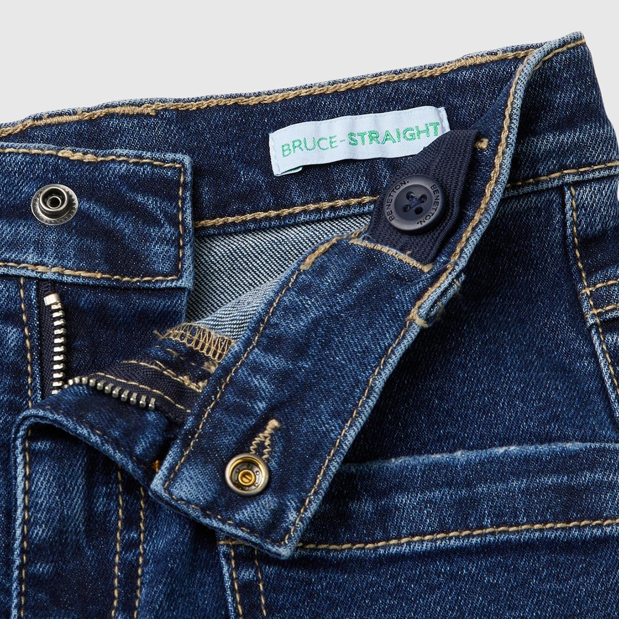 Erkek Çocuk Denim Cep Detaylı Logolu Kıvrık Paça Denim Pantolon