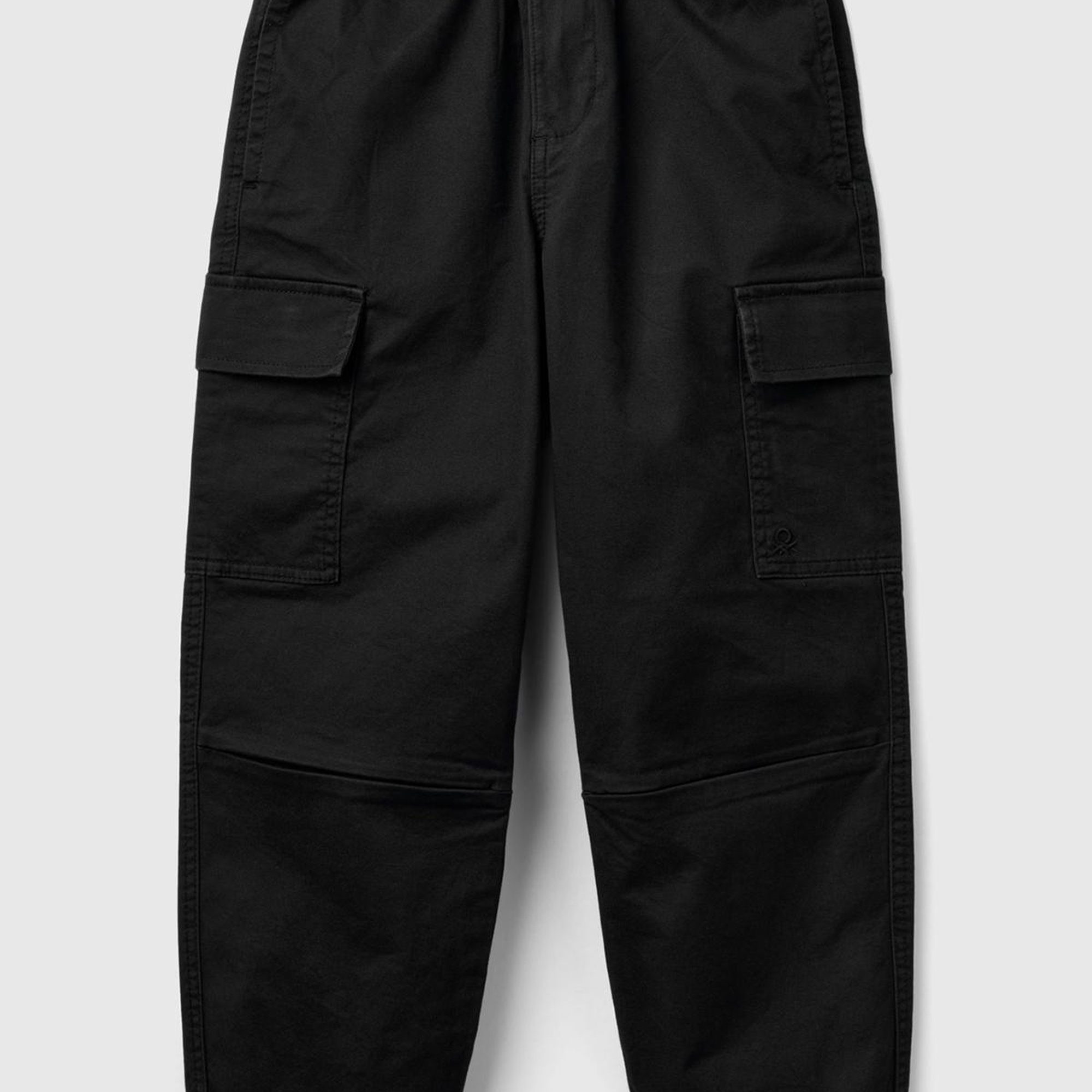 Erkek Çocuk Siyah Ön Cebi Logo Detaylı Beli Lastikli Beş Cepli Pantolon