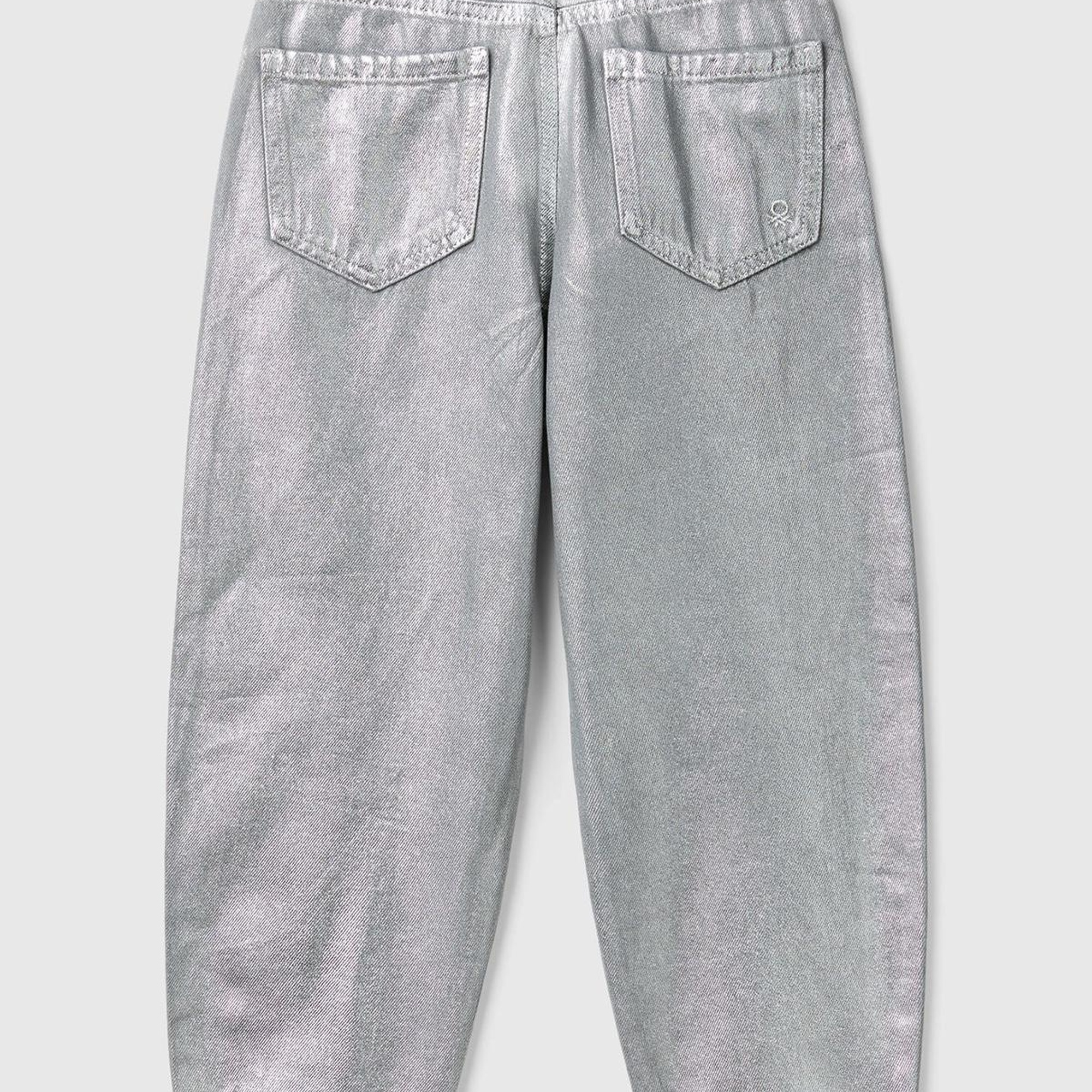 Kız Çocuk Gümüş Arkası Logo Detaylı Kullanılmış Efektli Kıvrık Paça Pantolon