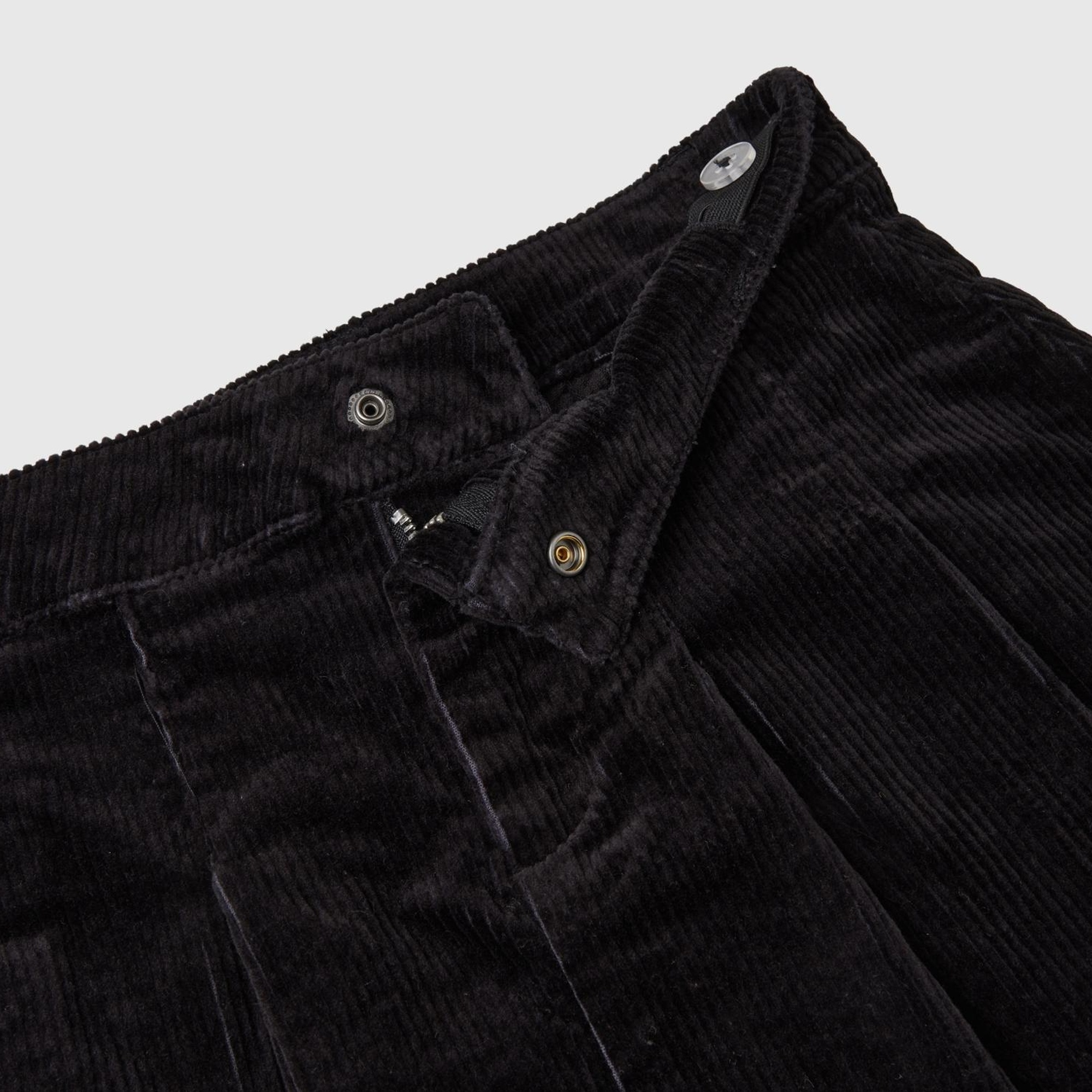 Kız Çocuk Siyah Kat Detaylı Düğmeli Fitilli Kadife Mini Etek