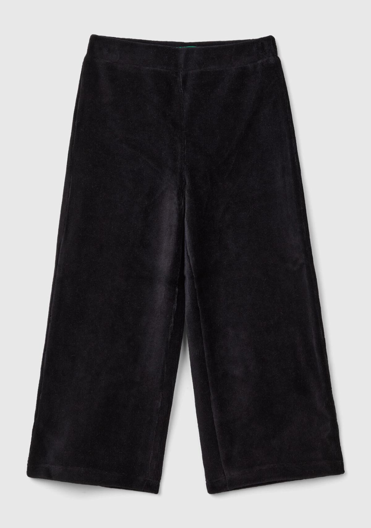  Kız Çocuk Siyah Arkası Logo İşlemeli Geniş Paça Pantolon