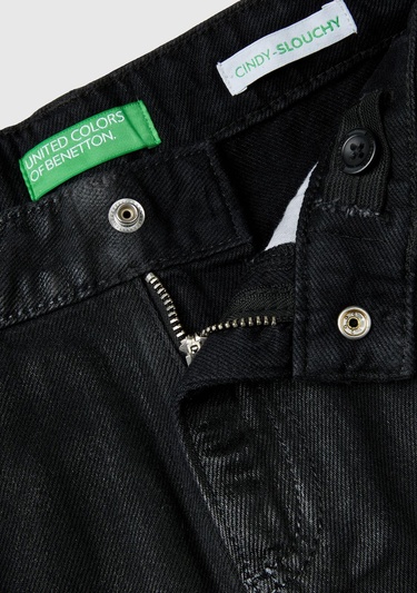  Kız Çocuk Siyah Arkası Logo Detaylı Kullanılmış Efektli Kıvrık Paça Pantolon