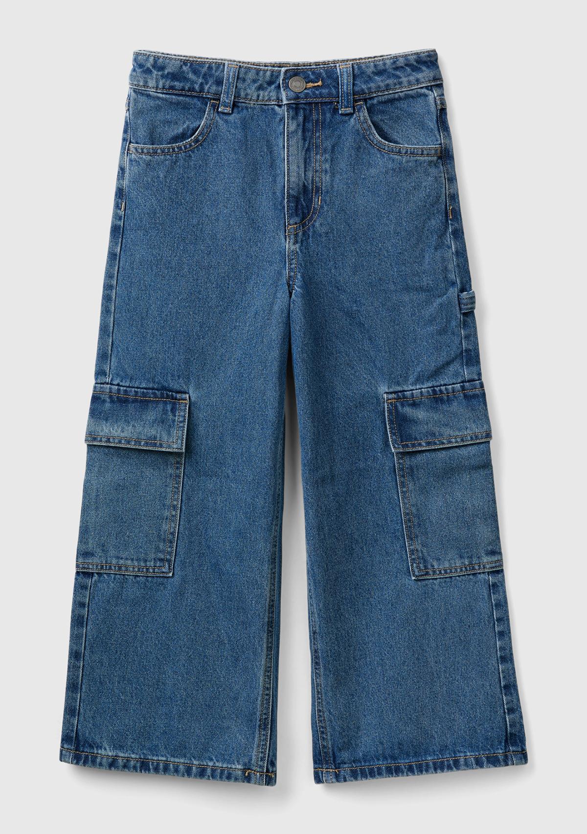  Kız Çocuk Koyu Denim Yanları ve Arkası Cep Detaylı Geniş Kesim Kargo Pantolon