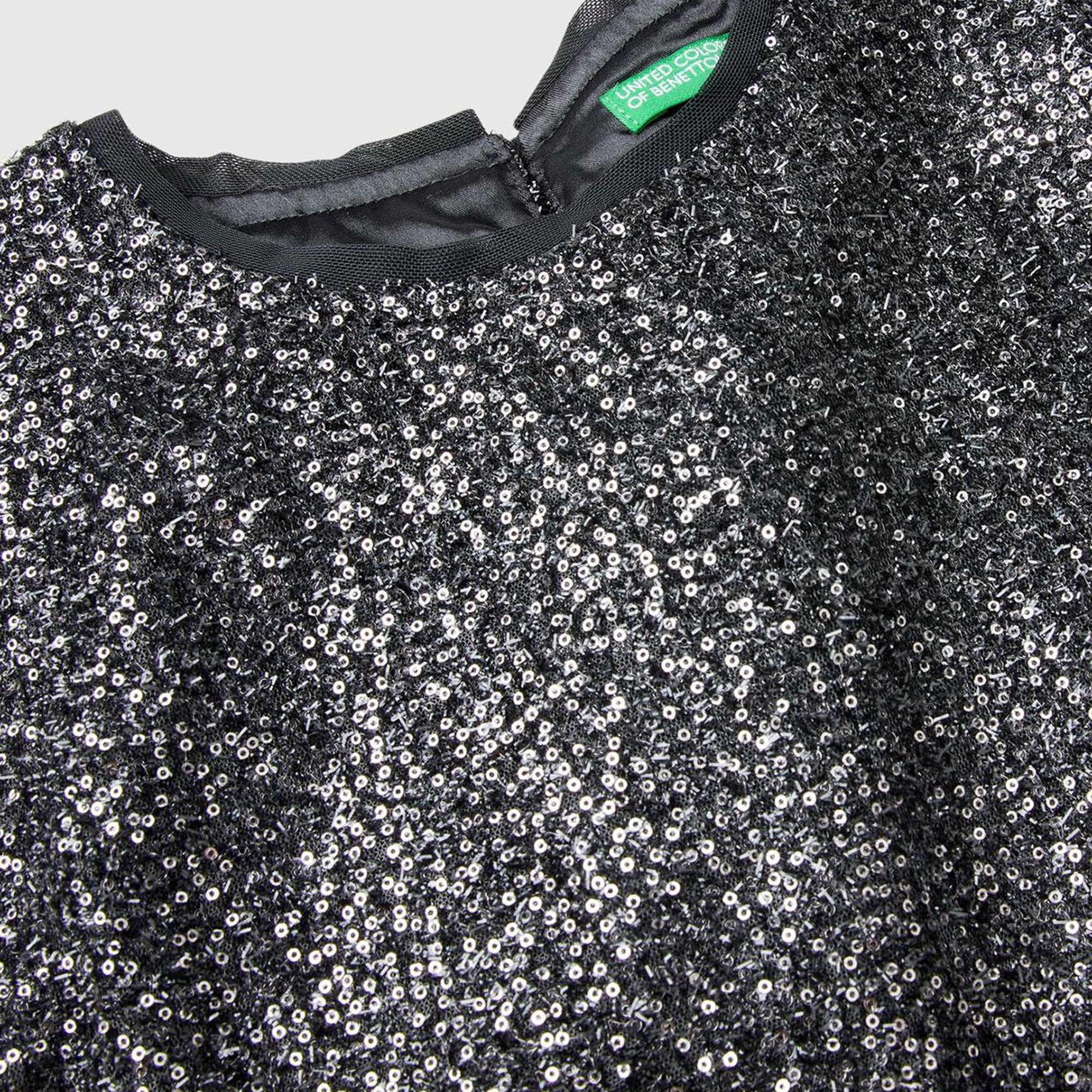 Kız Çocuk Siyah Tamamı Desenli Arkası Damla Detaylı Kısa Kollu Bluz