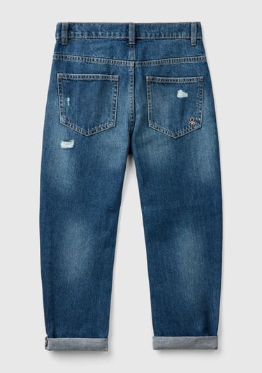  Erkek Çocuk Denim Arka Cebi Logolu Yırtıklı Dört Cepli Denim Pantolon