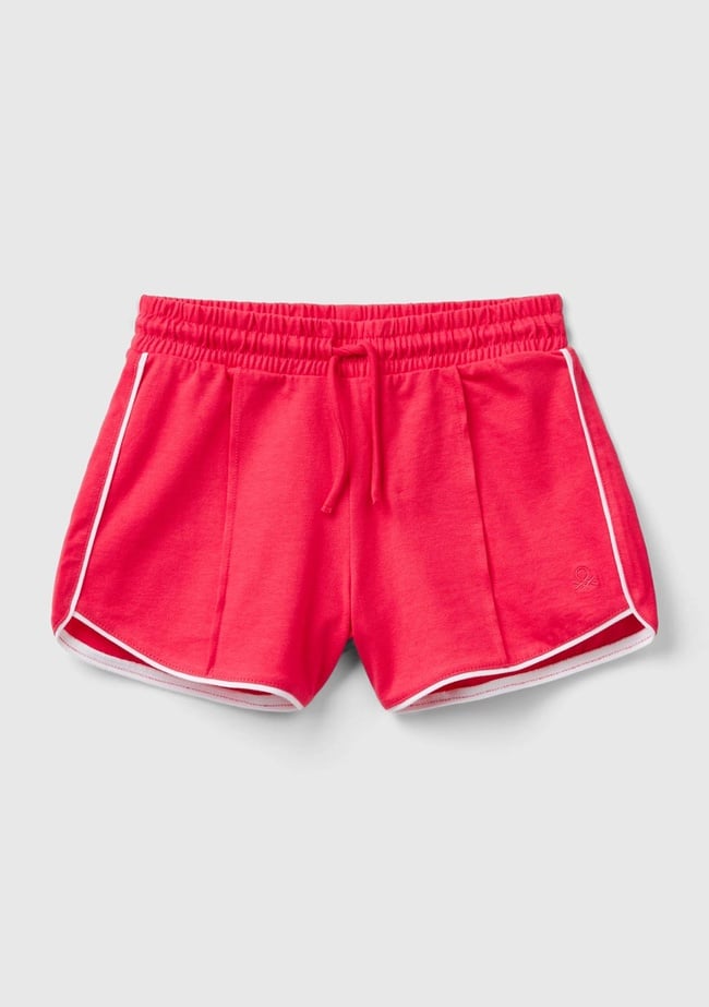  Kız Çocuk Fuşya Önü Logo İşlemeli Kontrast Şerit Detaylı Beli Büzgülü Şort