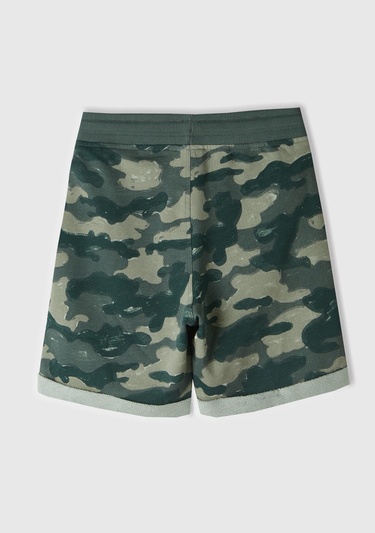  Erkek Çocuk Kamuflaj Büzgü İpli Logo Baskılı Desenli Ucu Katlı Bermuda Şort