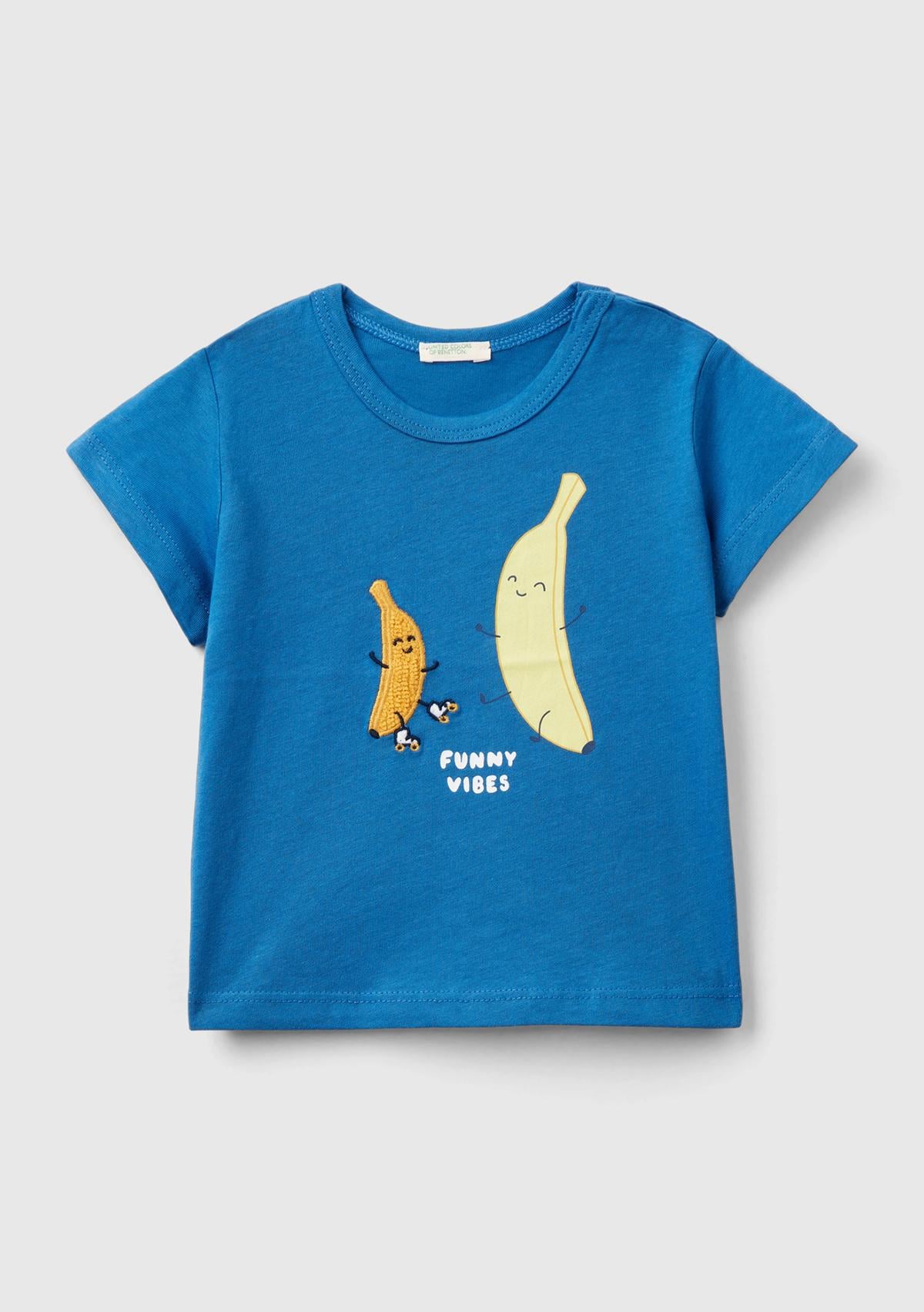  Bebek Saks Mavi Önü Grafik Basklı Dekoratif Dikişli Omzu Çıtçıtlı T-Shirt