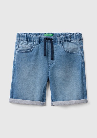  Erkek Çocuk Açık Mavi Logo İşlemeli 5 Cepli Beli İpli Ağartılmış Bermuda Şort