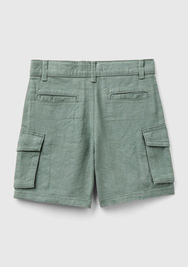  Erkek Çocuk Asker Yeşili Önü Logo İşlemeli Yama Cepli Bermuda Şort