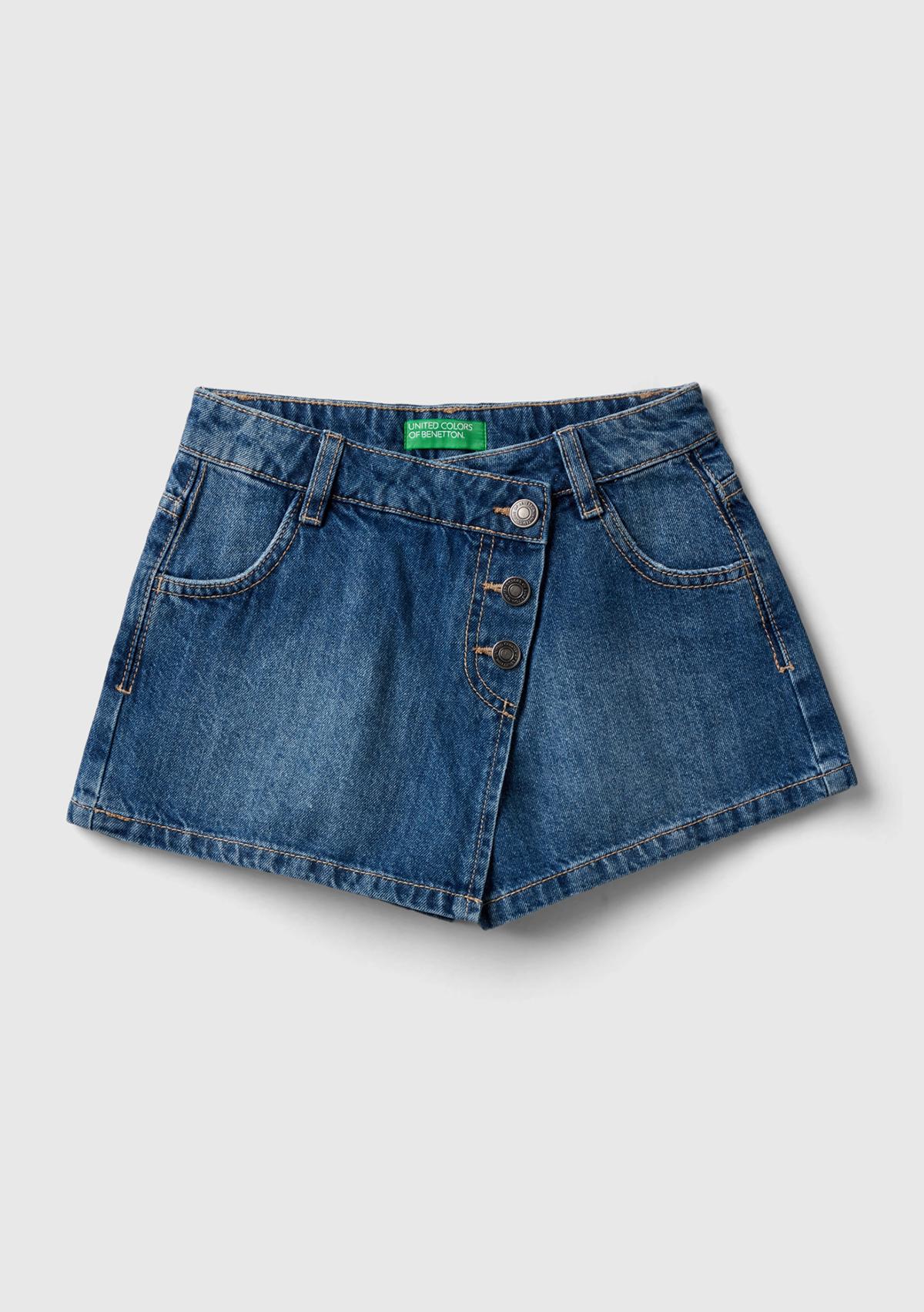  Kız Çocuk Lacivert Kemer Delilikli Düğme Detaylı 4 Cepli Denim Şort