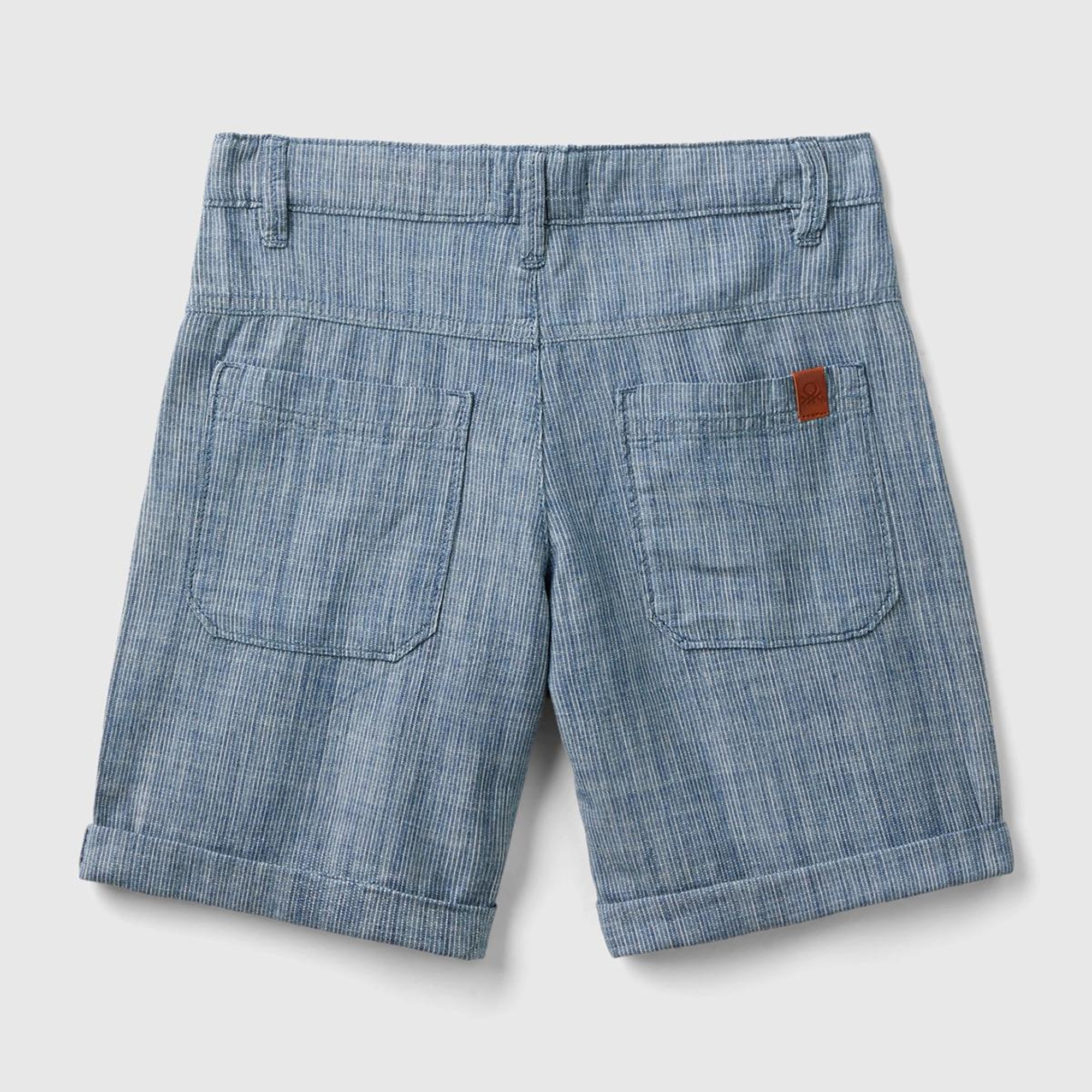 Erkek Çocuk Koyu Gri Melanj Logo İşlemeli Yama Cepli Kemer Delikli Bermuda Şort