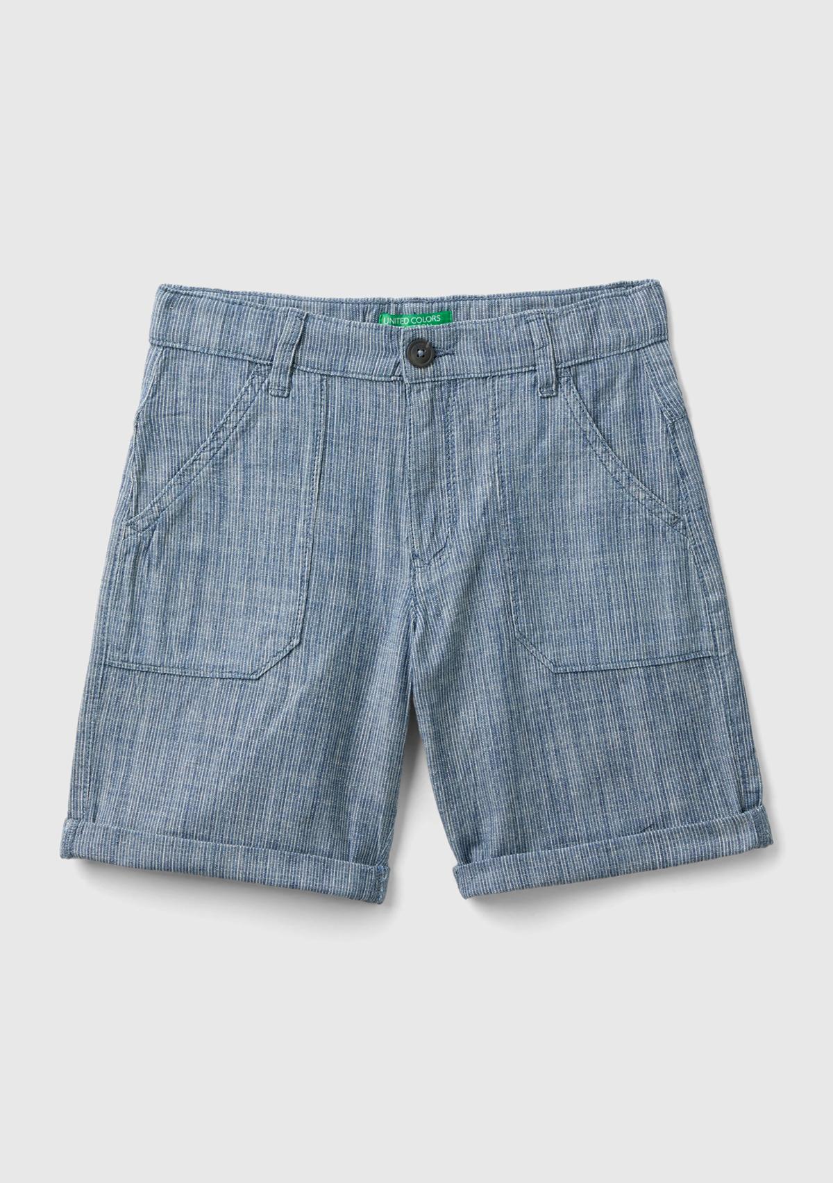  Erkek Çocuk Koyu Gri Melanj Logo İşlemeli Yama Cepli Kemer Delikli Bermuda Şort