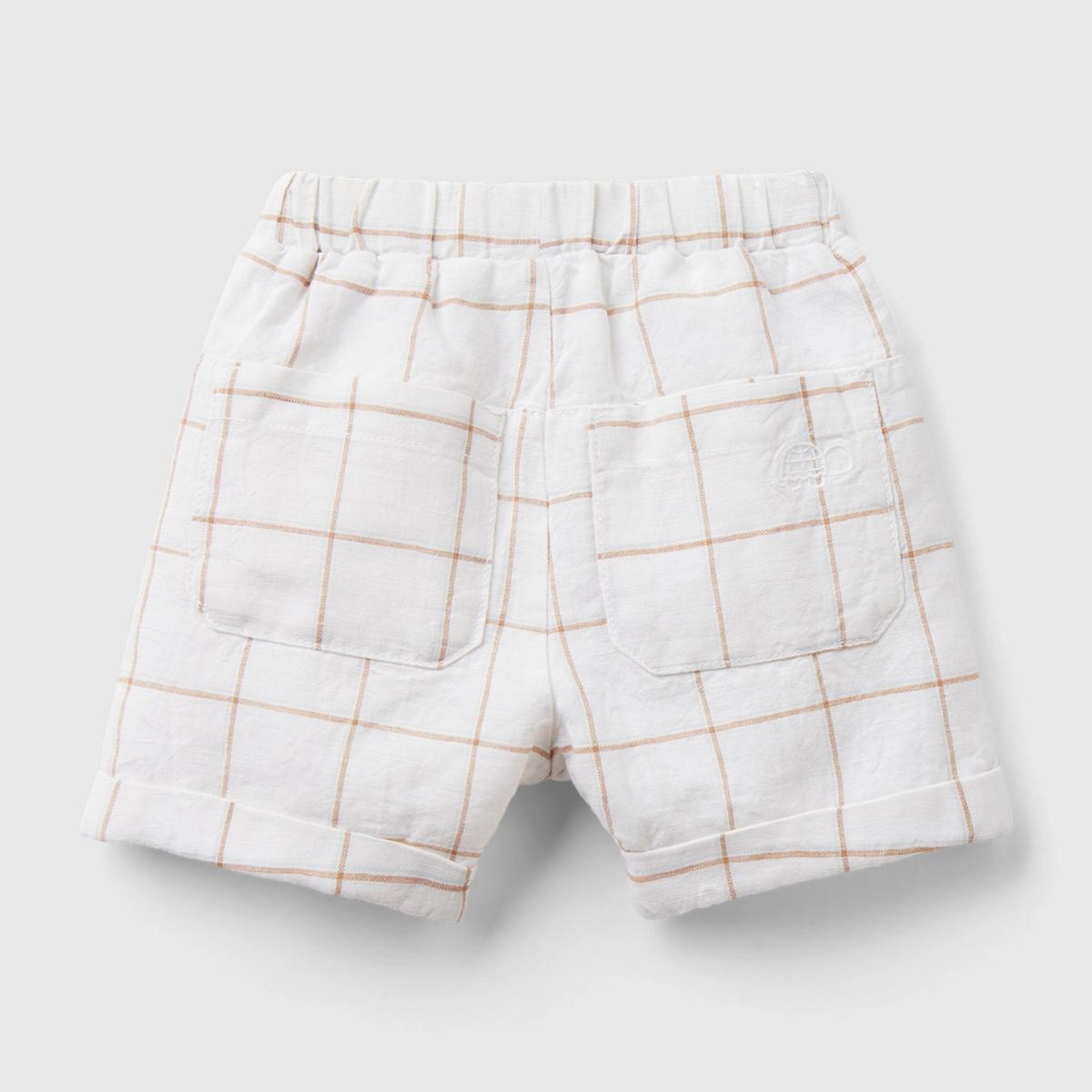 Bebek Krem-Bej Arka Cebi Kaplumbağa İşlemeli Beli Büzgülü Şort