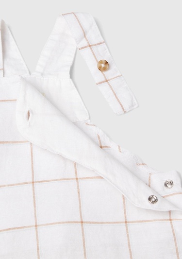  Bebek Krem-Bej Göğsü Nakış İşlemeli ve Düğmeli Kıvrık Paça Tulum