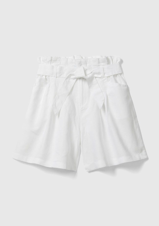  Kız Çocuk Beyaz Beli Kuşaklı Bermuda Şort