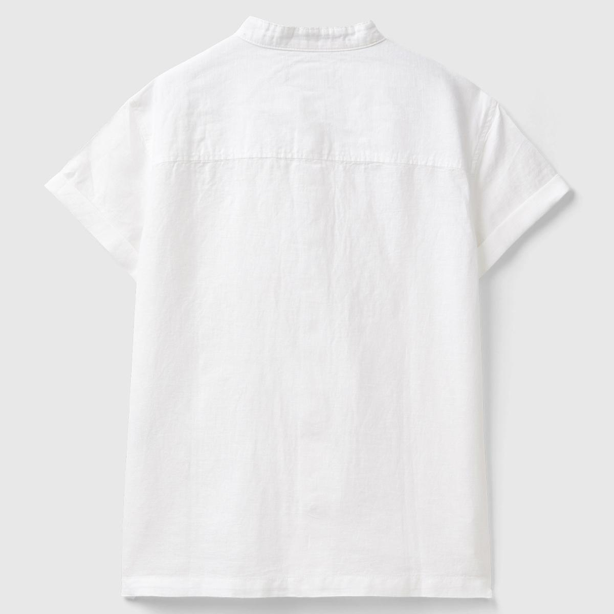 Erkek Çocuk Beyaz Keten Karışımlı Logo İşlemeli Hakim Yaka Kısa Kollu Gömlek