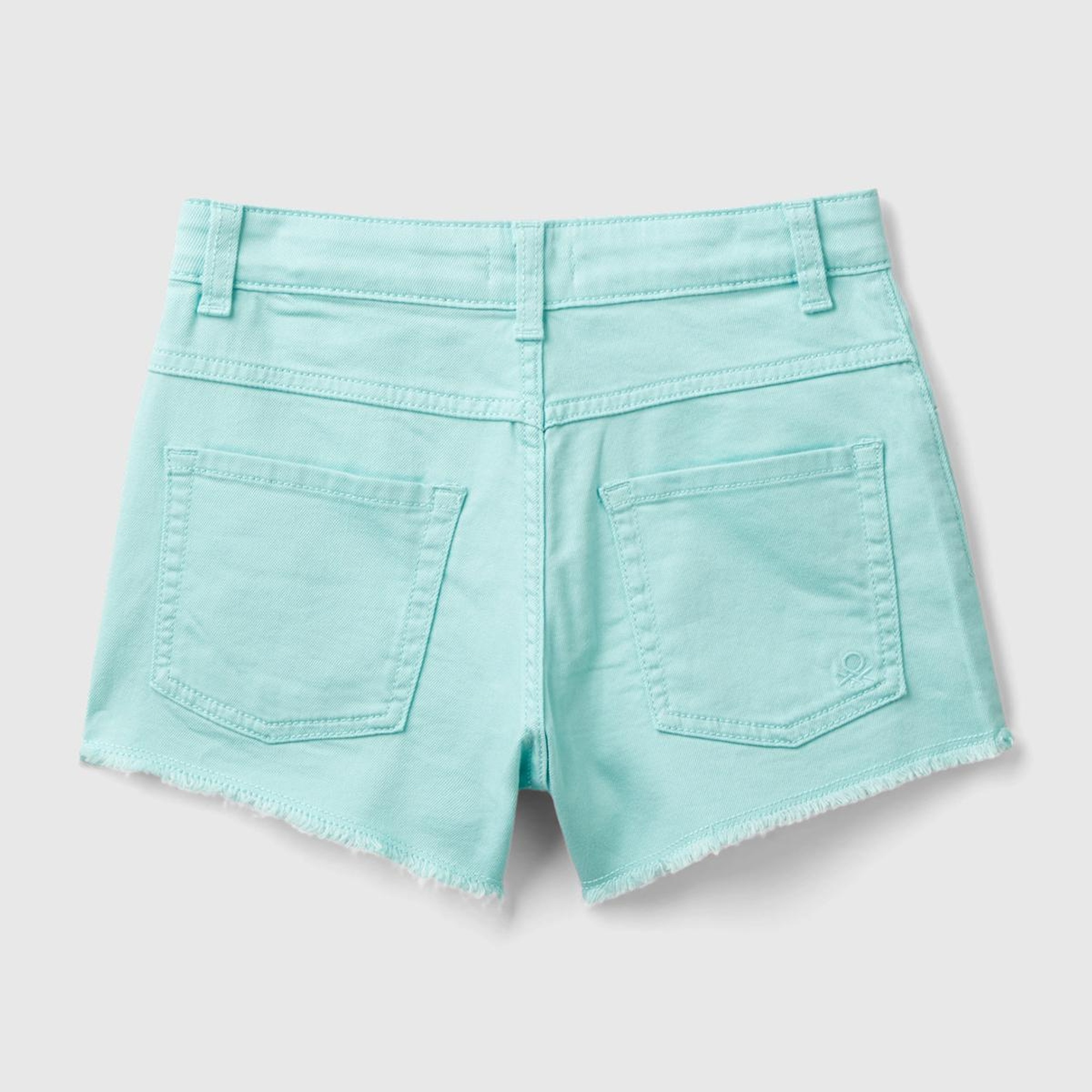 Kız Çocuk Su Yeşili 5 Cepli Ucu Saçaklı Kısa Şort
