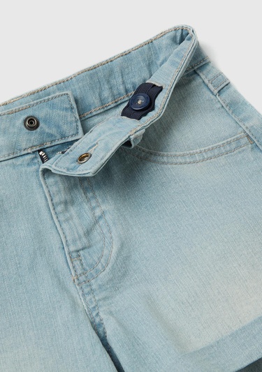  Kız Çocuk Açık Denim Eskitilmiş Efektli 5 Cepli Kısa Denim Şort