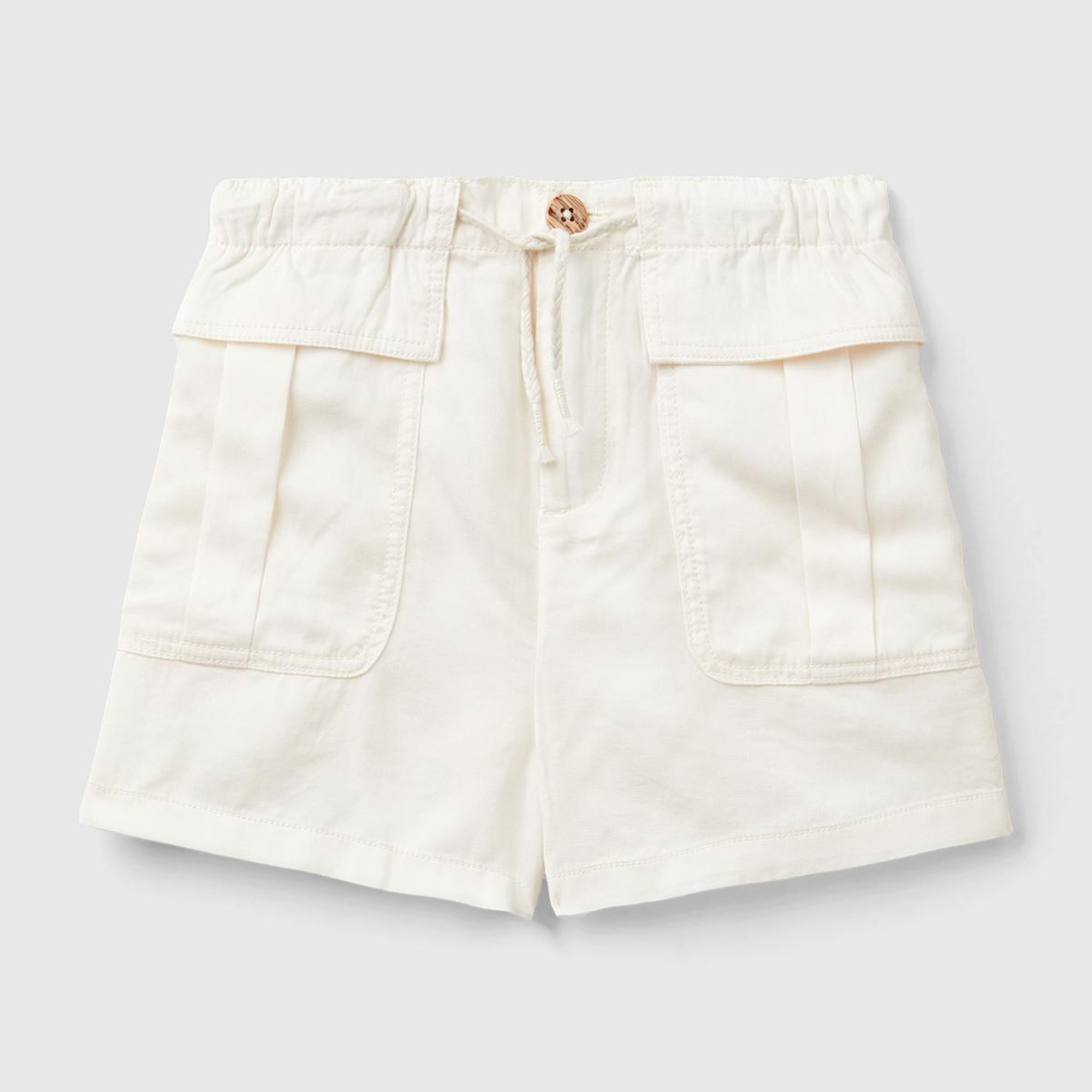 Kız Çocuk Krem Arkası Elastik Bantlı Büzgü İpli Yama Cepli Şort