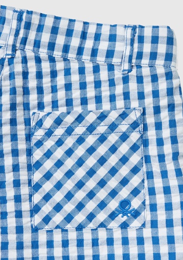  Erkek Çocuk Mavi-Beyaz Arkası Logo İşlemeli Yama Cepli Kemer Delikli Bermuda Şort