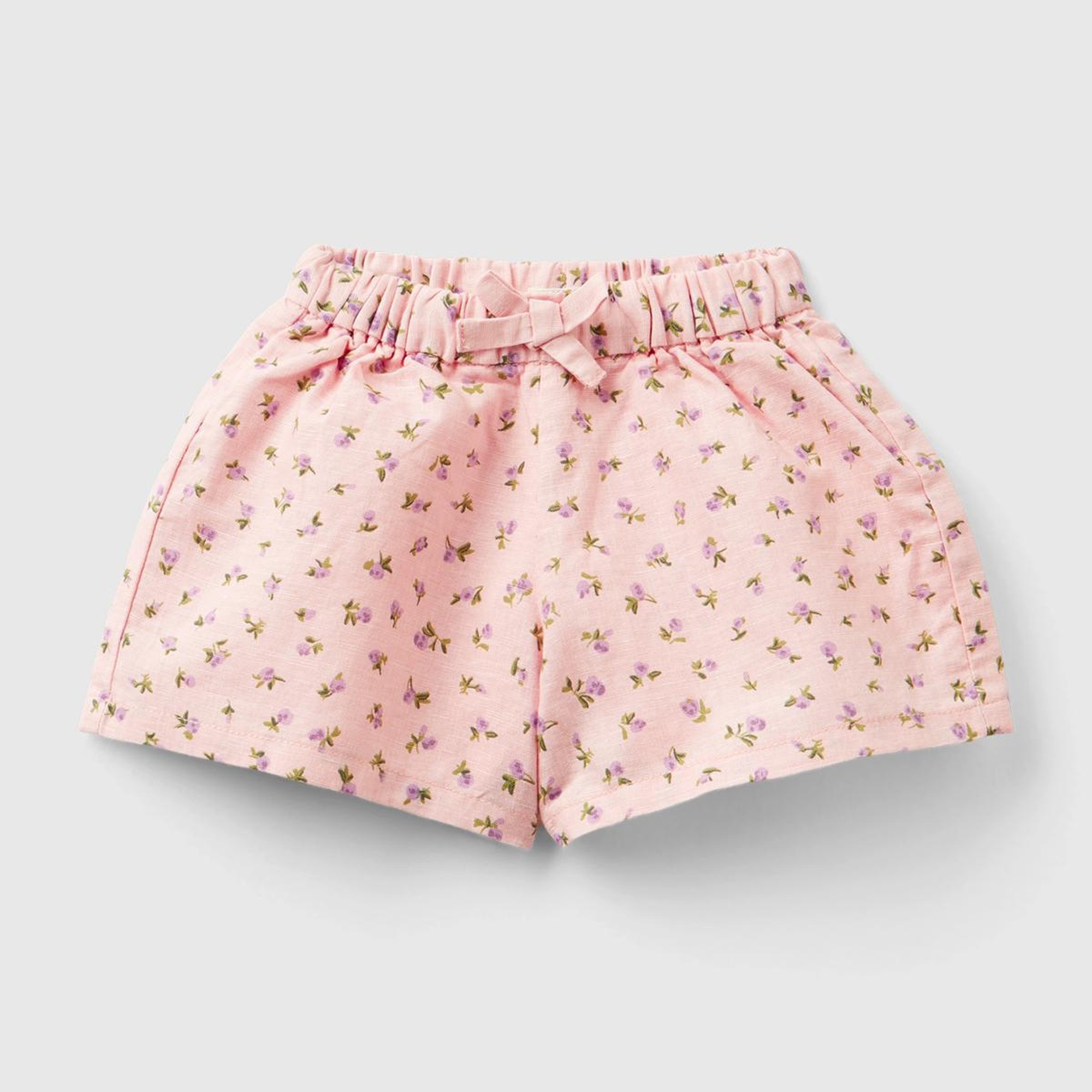 Bebek Pembe Tamamı Desenli Beli Büzgülü Fiyonk Detaylı Şort