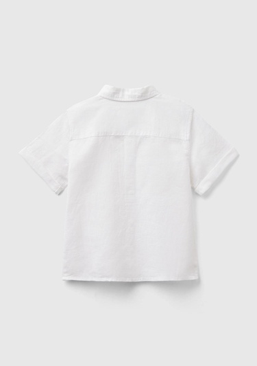  Erkek Çocuk Beyaz Keten Karışımlı Yama Cepli Kısa Kollu Gömlek