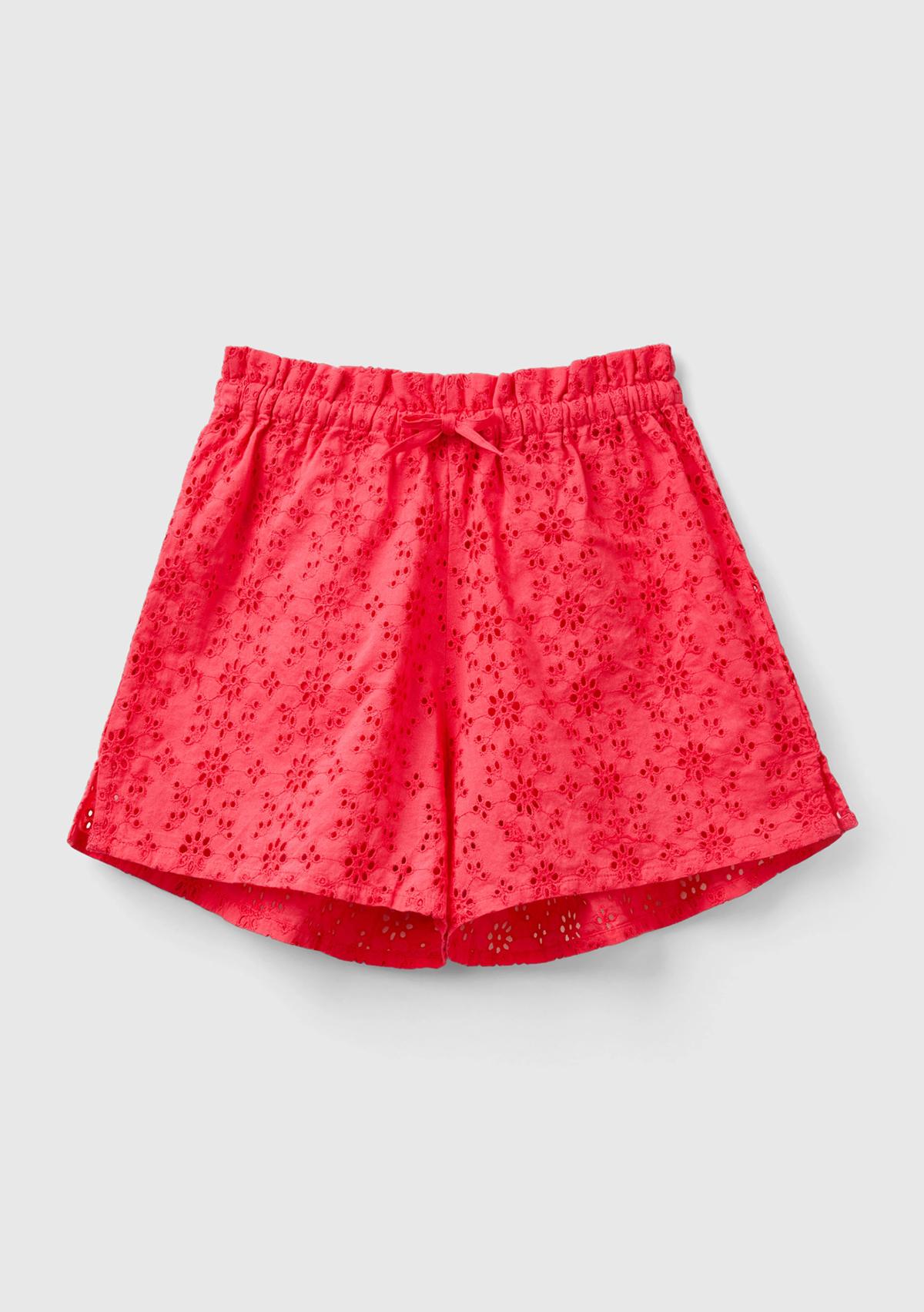  Kız Çocuk Fuşya Elastik Bel Bantlı Yırtmaç Detaylı İşlemeli Şort