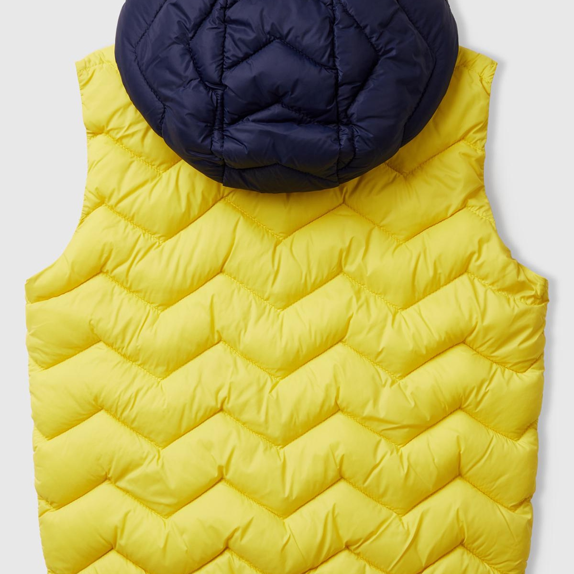 Erkek Çocuk Sarı Logo Detaylı Kapüşonlu Yelek