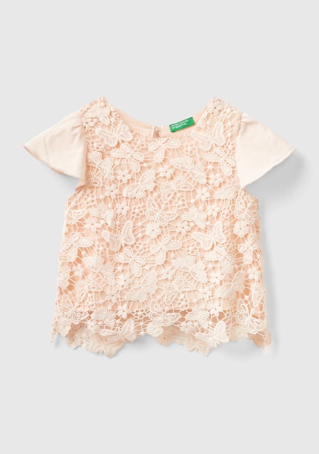  Kız Çocuk Krem Kolları Fırfırlı Etek Ucu Kesik Detaylı Bisiklet Yaka Bluz