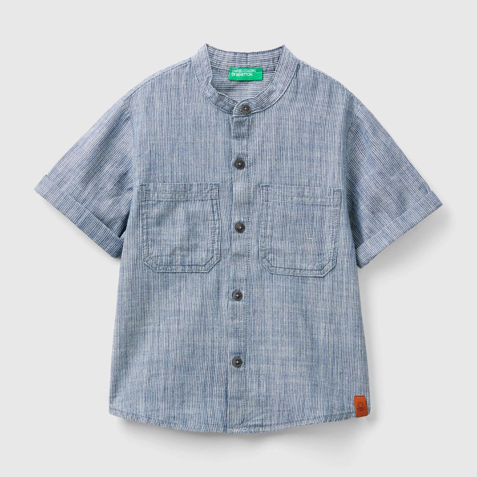 Erkek Çocuk Mavi-Beyaz Önü Logo Detaylı Yama Cepli Hakim Yaka Kısa Kollu Gömlek