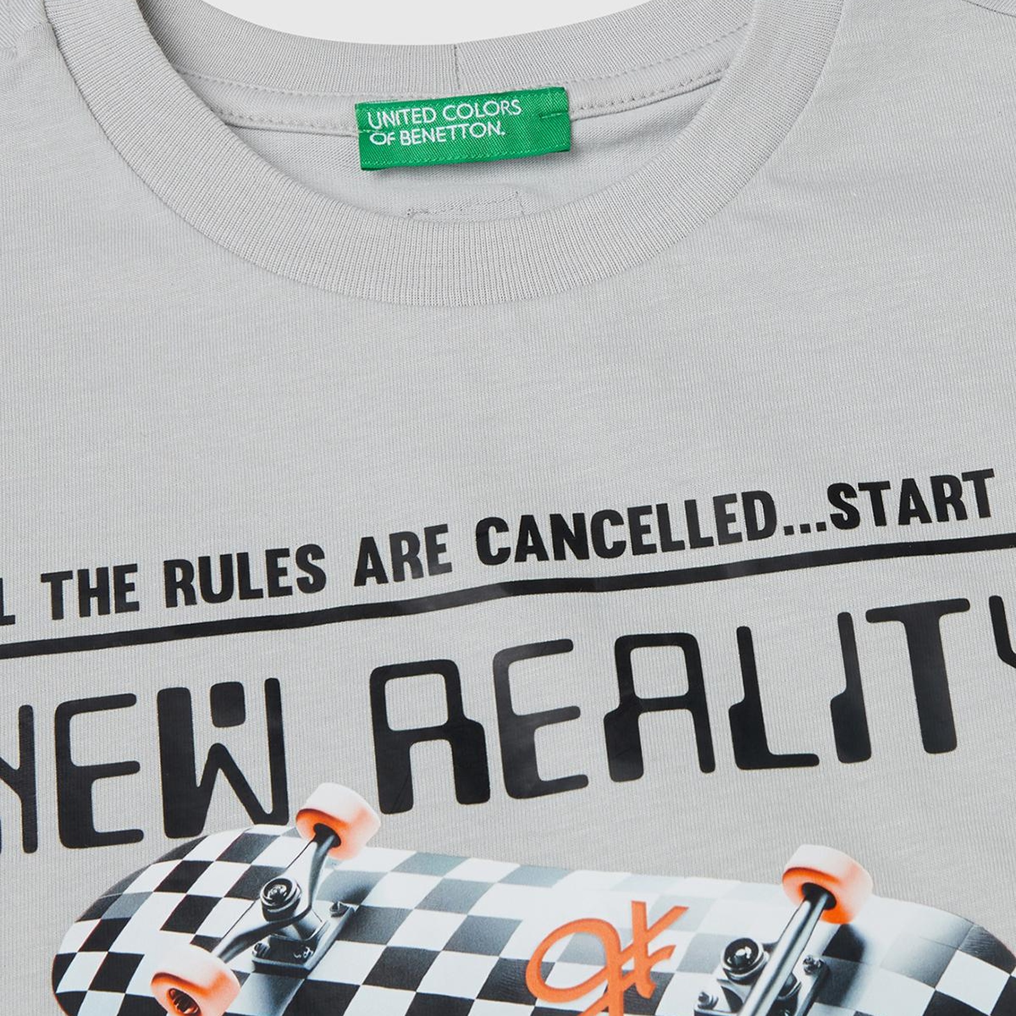 Erkek Çocuk Gri Melanj Baskılı Arkası Logo Etiketli T-Shirt