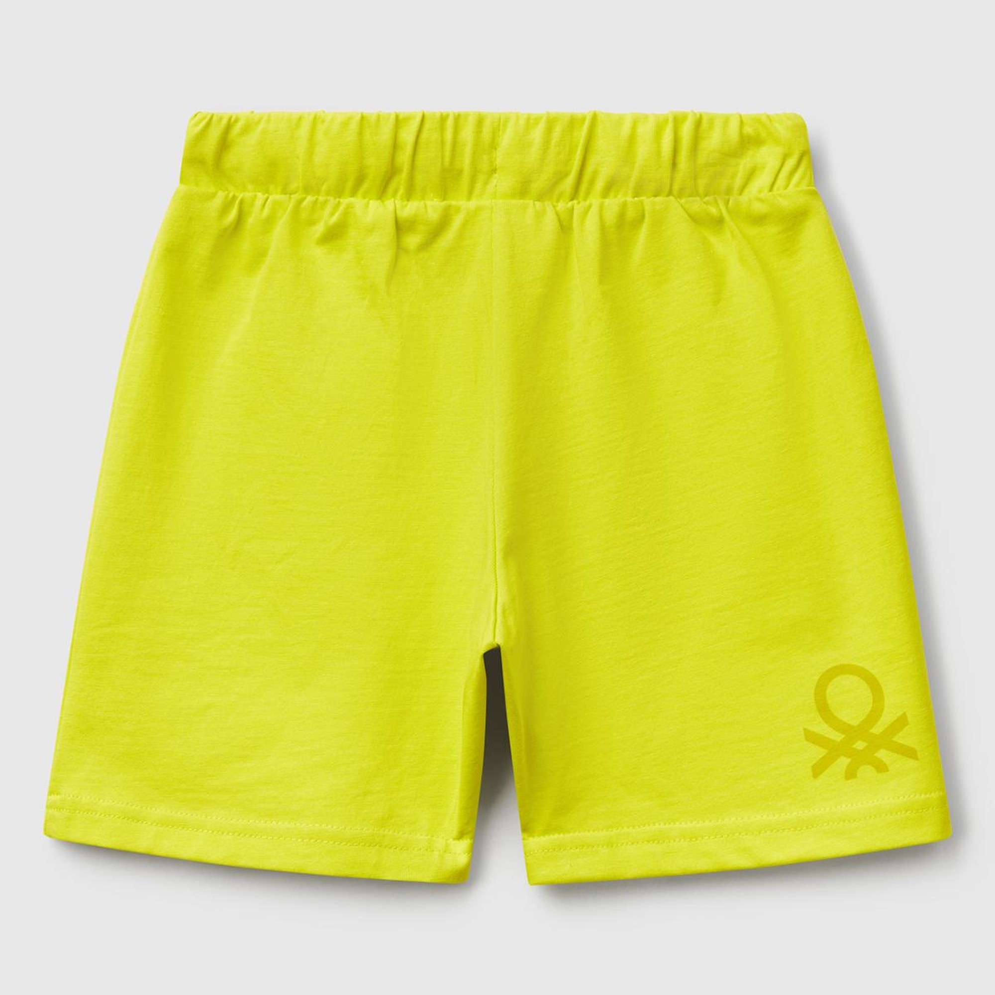 Erkek Çocuk Sarı Benetton Logolu Bermuda Penye Şort