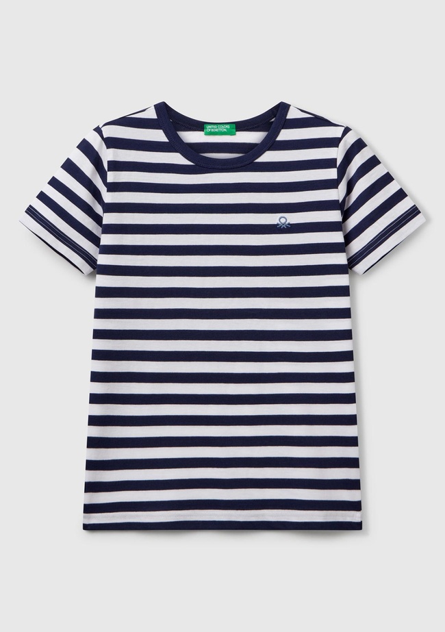  Erkek Çocuk Lacivert Çizgili Önü Logo İşlemeli T-Shirt