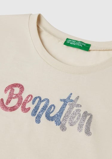  Kız Çocuk Krem Simli Logo Baskılı T-Shirt