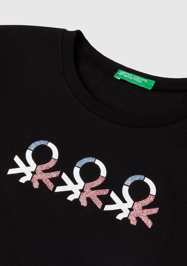  Kız Çocuk Siyah Simli Logo Baskılı T-Shirt