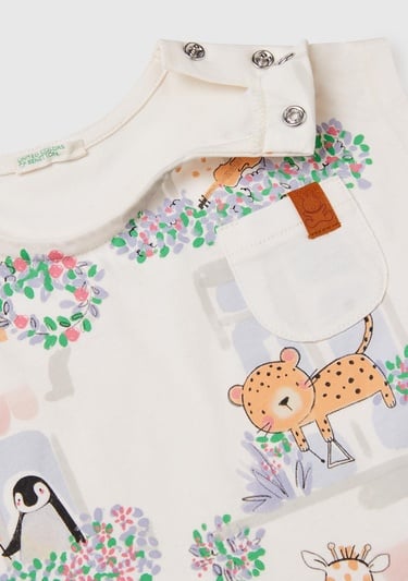  Bebek Ekru Grafik Baskılı Cep Detaylı T-Shirt