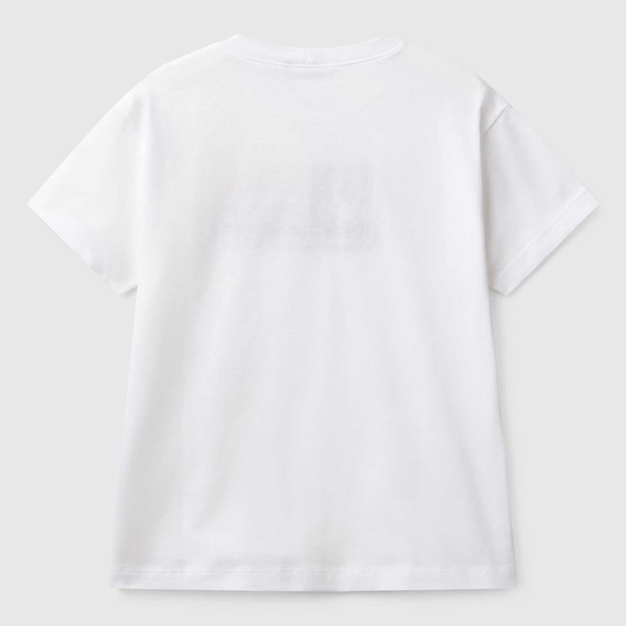 Erkek Çocuk Beyaz Benetton Logo Baskılı T-Shirt