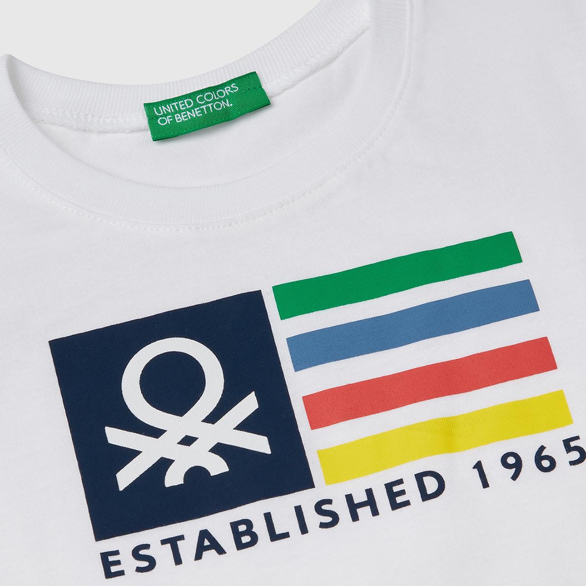 Erkek Çocuk Beyaz Benetton Logo Baskılı T-Shirt