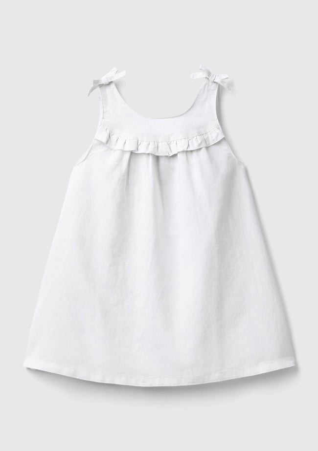  Kız Çocuk Beyaz Fiyonk Askılı Pileli Rahat Kesim Elbise