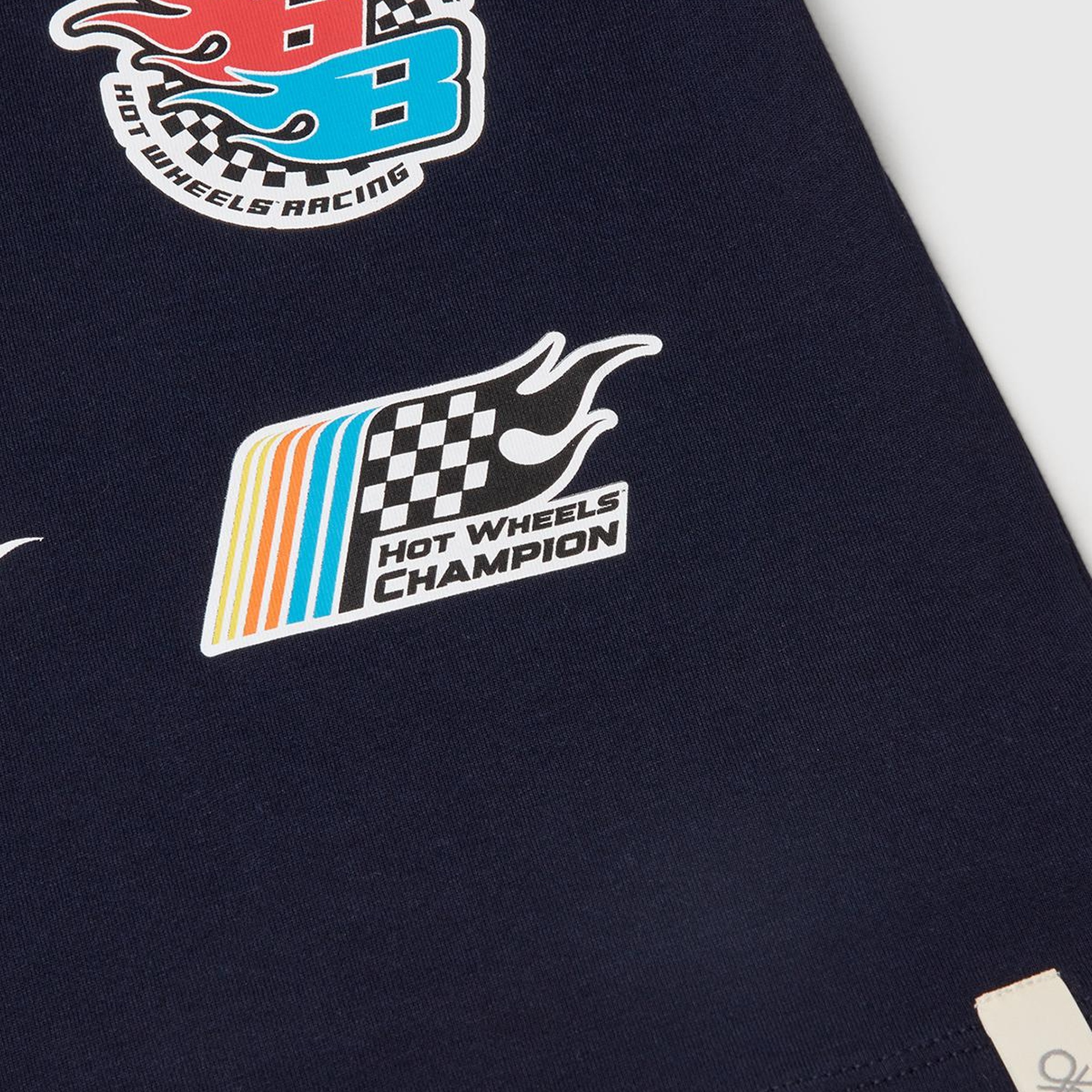 Erkek Çocuk Lacivert Hot Wheels Baskılı Logo Etiketli T-Shirt