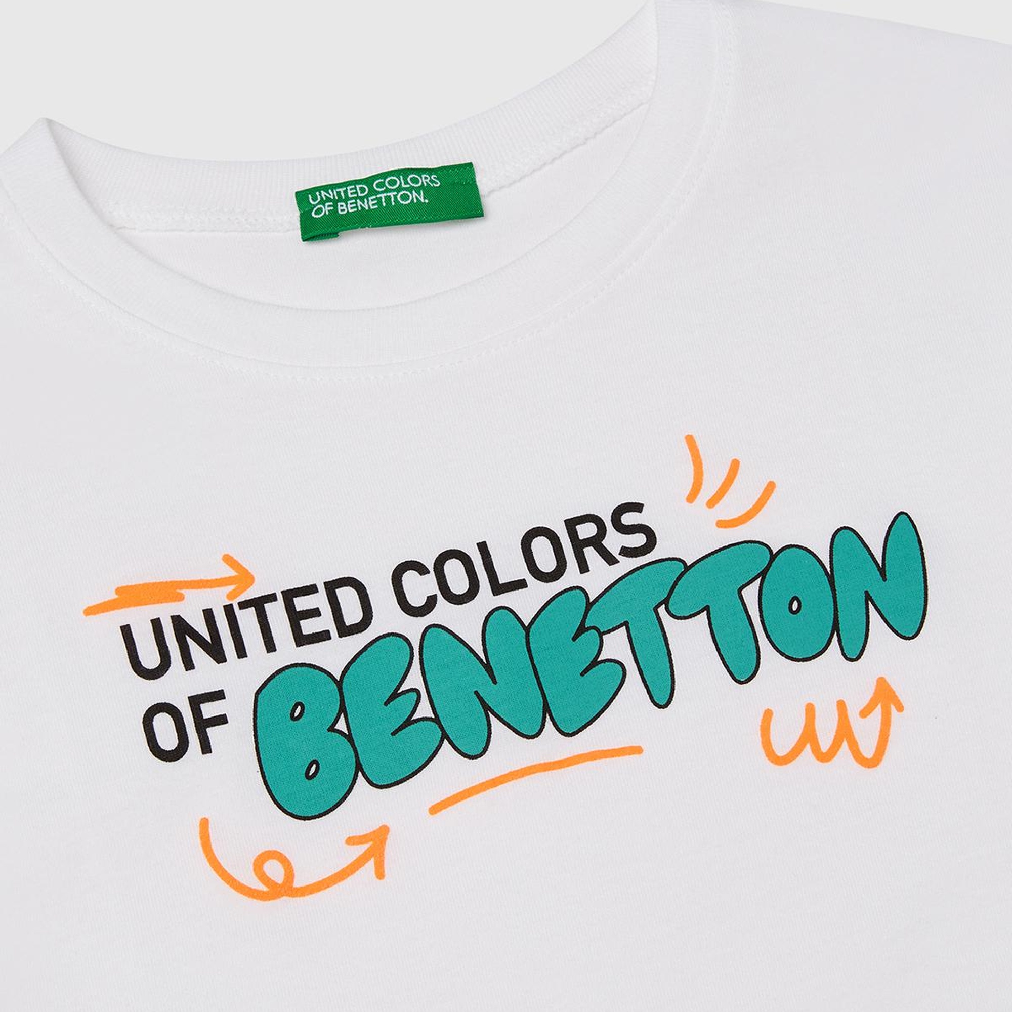 Erkek Çocuk Beyaz Benetton Logo Baskılı T-Shirt